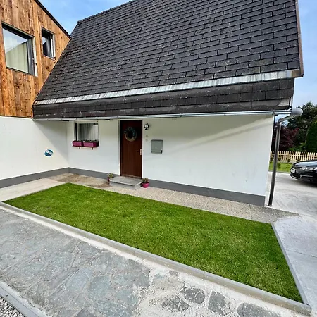 Apartmán Haus Leo *