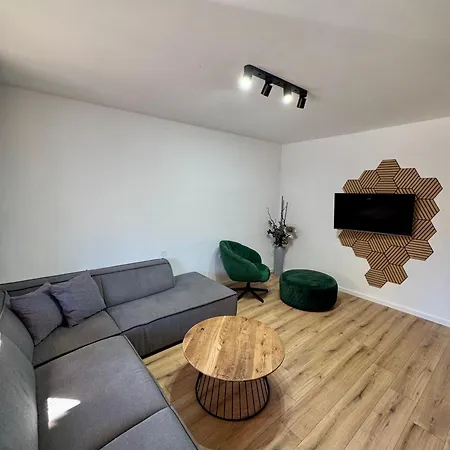 Apartment Haus Leo