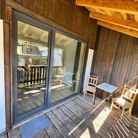Haus Leo Apartment